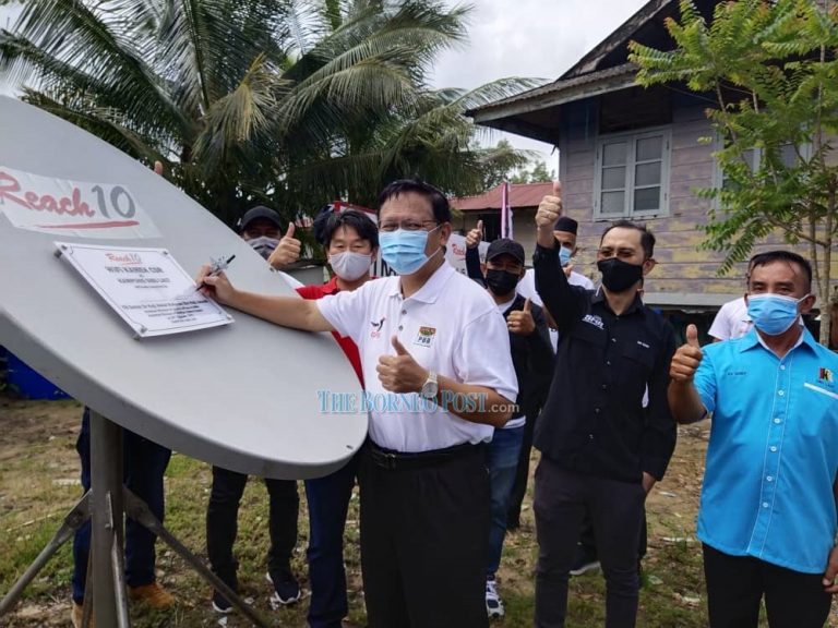 Digital gap in Sarawak's Kampung Sibu Laut now bridged thanks to ‘WiFi Kamek’ internet service