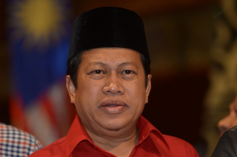 Ahmad Maslan lodges police report against Tommy Thomas over remarks in memoir