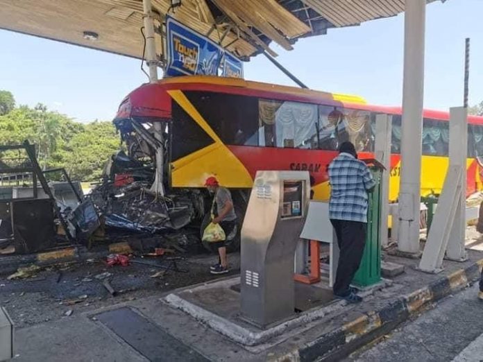 Driver of crashed bus carrying Covid-19 patients also tests positive for virus