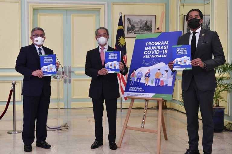 Health advocacy group urges Putrajaya to include pharmacist, general practitioners to support upcoming vaccine drive