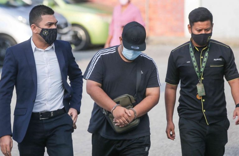Cop charged with falsifying pay slips, misappropriating fund from pharma firm in Ipoh