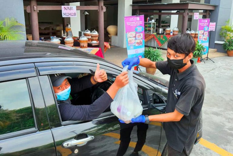 Port Dickson resort opts for drive-thru service to stay afloat