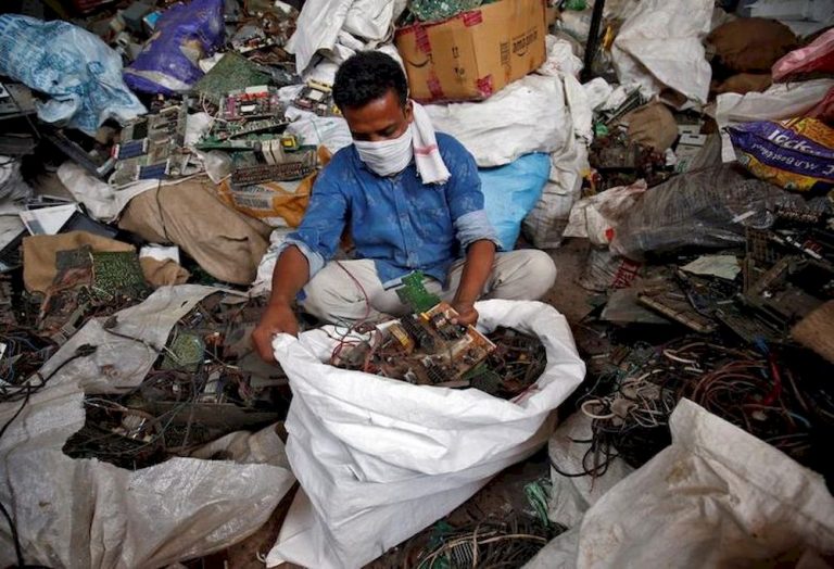 Selangor DOE orders US, HK e-waste to be sent back