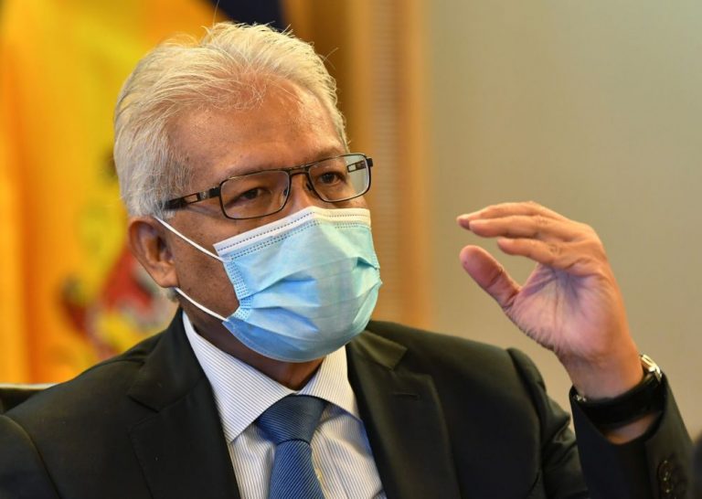 Home minister insists Pejuang, Muda registration bids rejected due to flaws and not political intervention