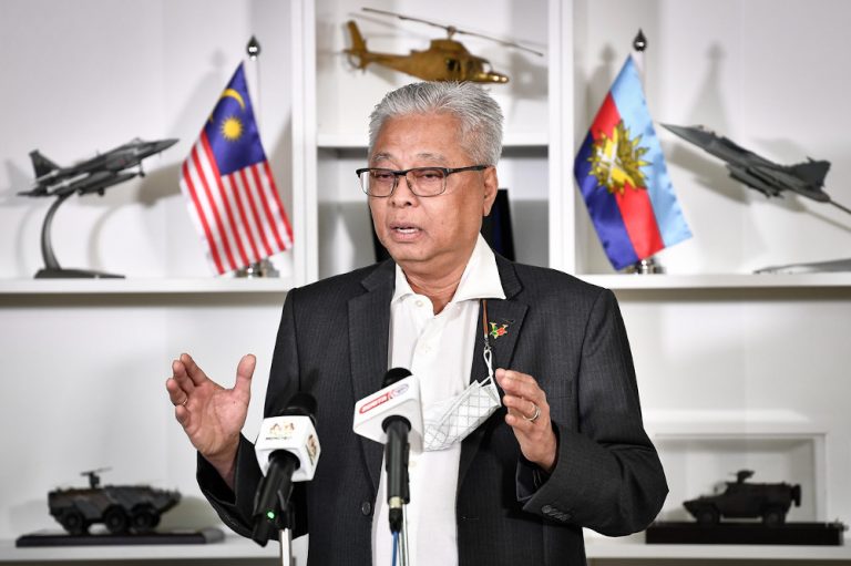 Ismail Sabri: 203 nabbed for crossing district, state borders yesterday