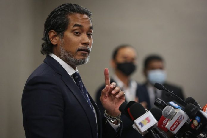 Covid-19 vaccine manufacturers will not having access to recipients’ personal data, says Khairy
