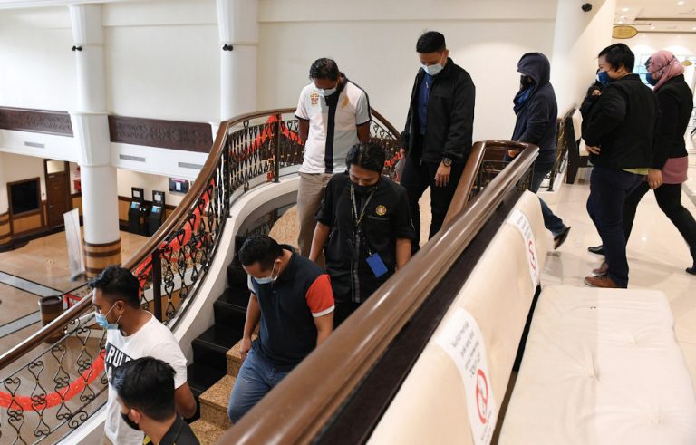 Four civil servants claim trial in Kota Kinabalu to submitting false expense claims