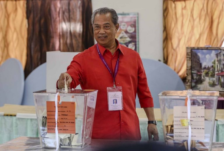 Muhyiddin faces tough fight in Pagoh if multiple challengers show again in GE15, says former ally Chin Tong