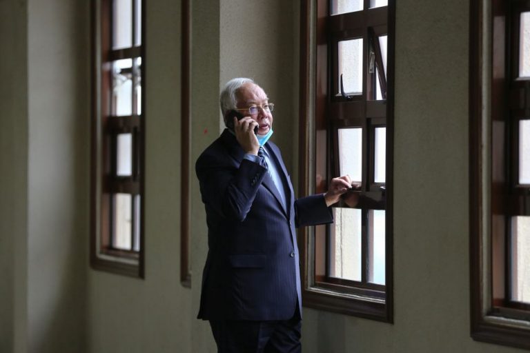 Najib’s appeal hearing against SRC conviction will not proceed on Feb 15, according to former PM’s lawyer
