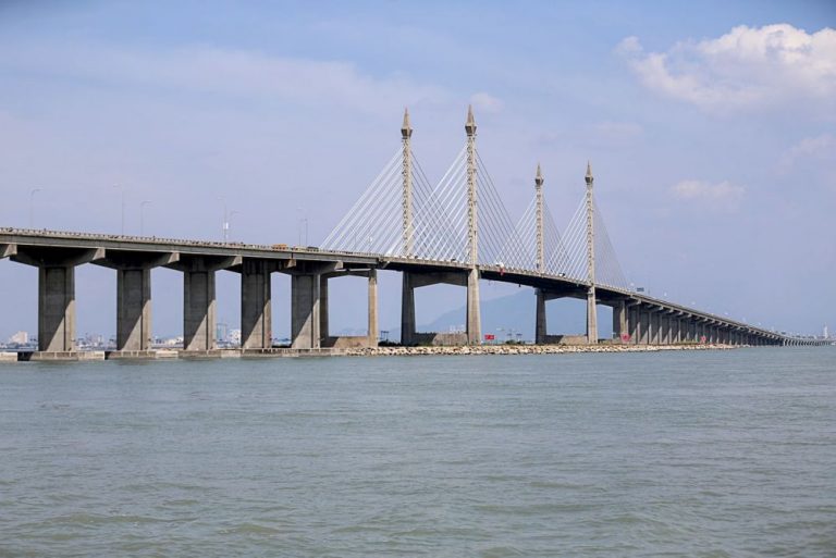 Official: Penang Bridge lanes might be closed for three months for power cable repair works