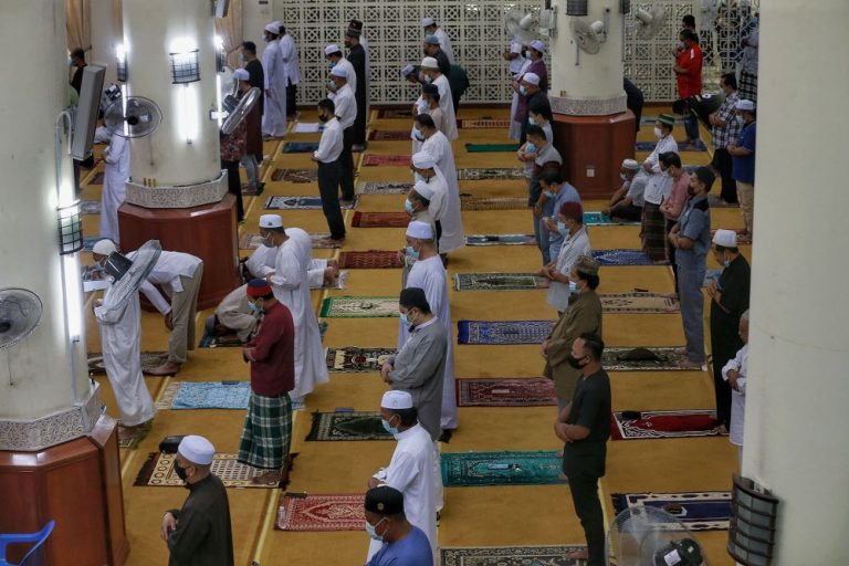Effective today, Penang allows congregational prayers held based on mosque, surau capacity