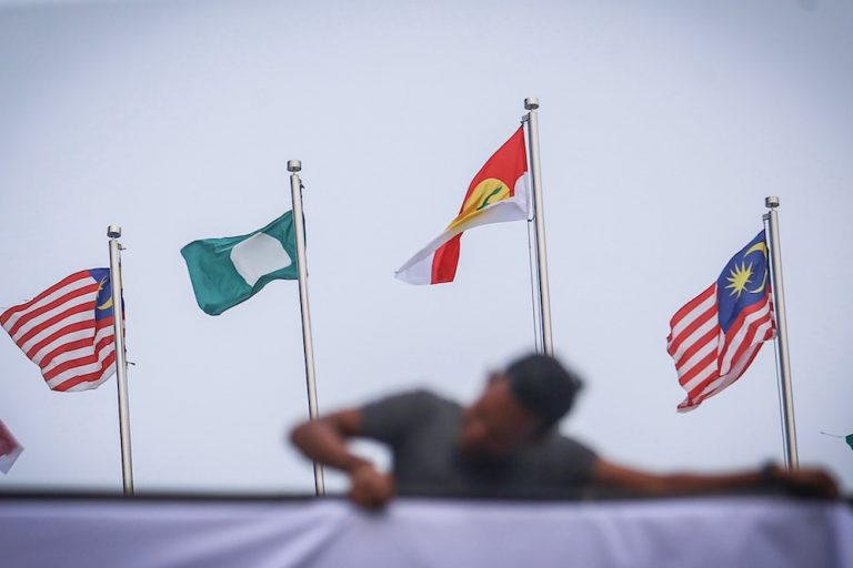 PAS tries to be peacemaker between Umno and Bersatu