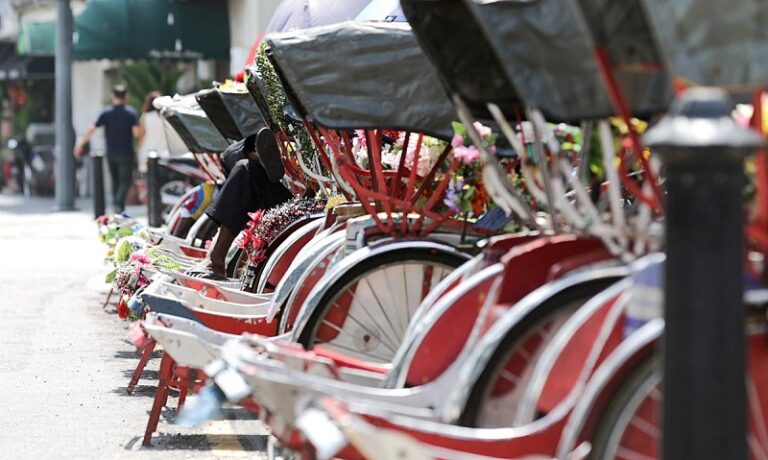 Penang trishaws running on empty