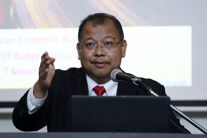 Government gathering more accurate data to better help Malaysians affected by pandemic