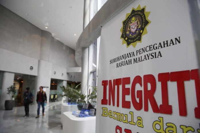 MACC investigates ‘Datuk’ over false documents to secure RM8.9m govt project