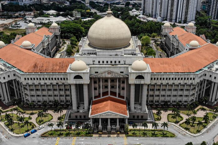 High Court: Najib-era 10-point solution could have solved ‘Allah’ controversy in 2011 if 1986 ban had been retracted
