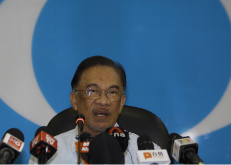 Anwar, arguing for cooperation, says Umno and PKR fundamentally share same goals