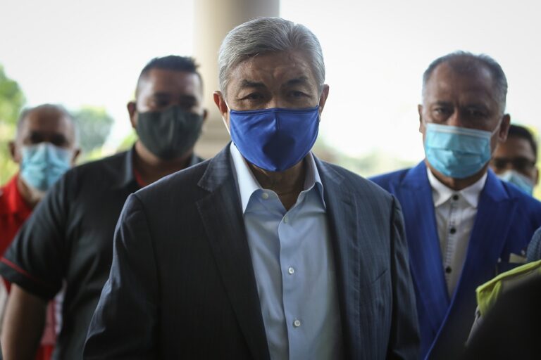 MACC officer tells court that RM13m cheques given to Zahid were not ‘donations’, rejects idea that bribes must be given via cash