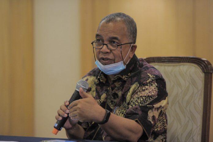 Dr M’s Pejuang sues home minister, RoS for failure to decide on party’s registration appeal