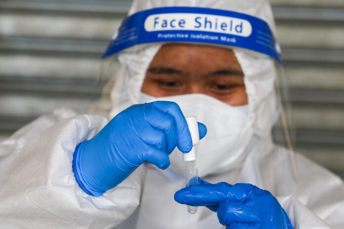 Sarawak to continue testing every close contact of confirmed Covid-19 cases