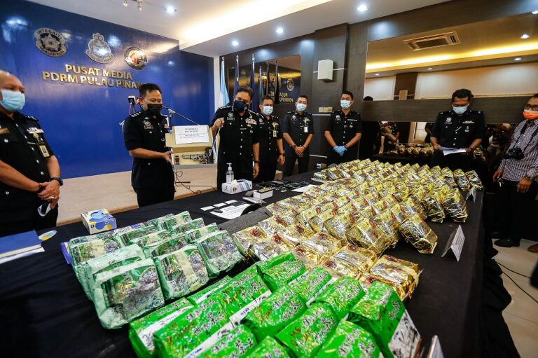 Penang cops cripple drug smuggling syndicate, seize syabu worth RM5.2m