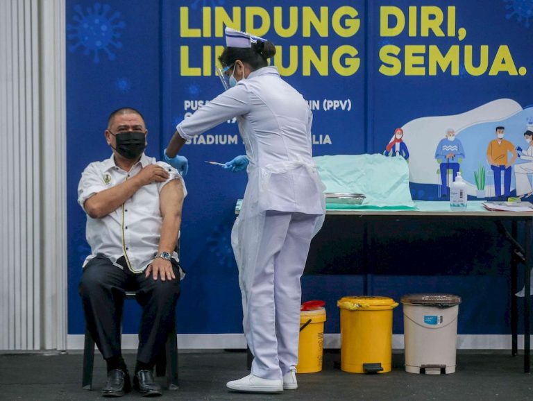 No issue of queue-jumpers in Perak; 10 excos scheduled to receive vaccine today, says MB