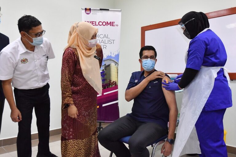 Six university hospitals to serve as Covid-19 vaccine administration centres, says Noraini