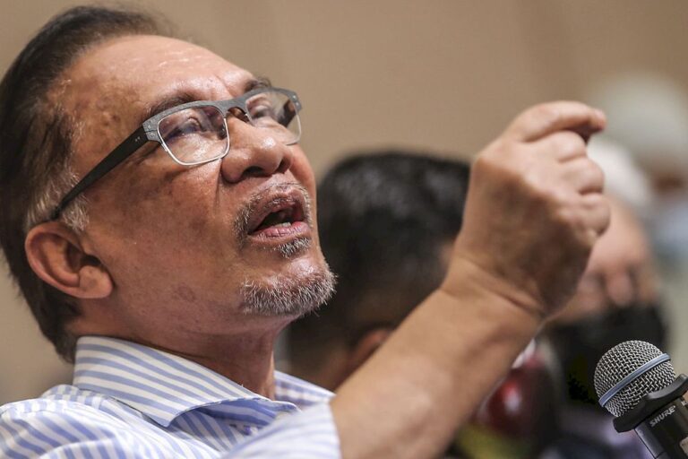Despite PKR defections, Anwar insists he still has ‘adequate numbers’