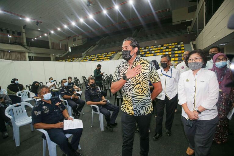 Researchers from two local universities looking into Covid vaccine production, Khairy tells Anwar