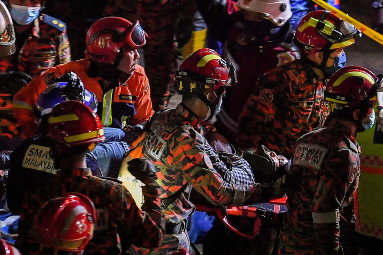 Two dead, three seriously hurt in SUKE flyover collapse caused by transporter crash