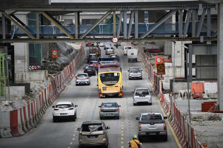 SUKE flyover crash: Traffic management aspect being looked at as Construction Industry Development Board probes mishap