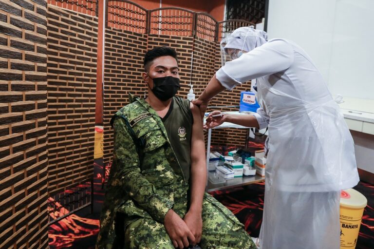 Sarawak to start second phase of Covid-19 vaccination in April