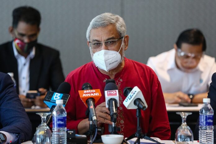Khalid Samad: Hadi’s absence in PM Muhyiddin’s entourage to UAE, Saudi raises eyebrows