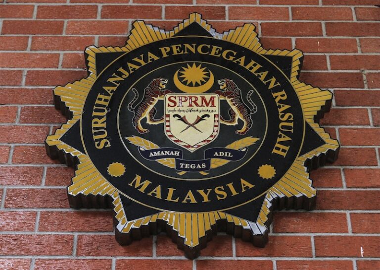 Alleged bribery attempt: Sekijang MP lodges report with MACC
