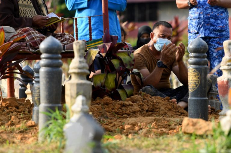 Malaysia’s first liver recipient laid to rest in Sungai Petani