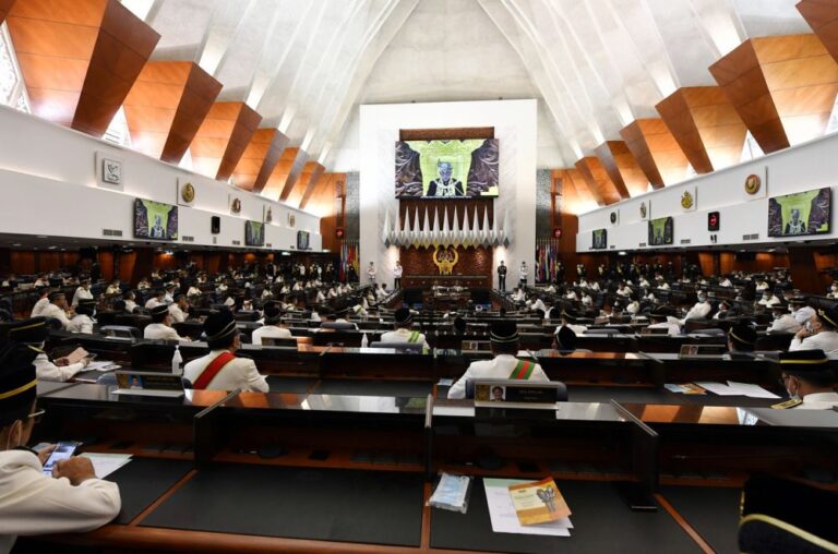 BN, Pakatan urge Agong to invoke powers and summon Parliament since government will not
