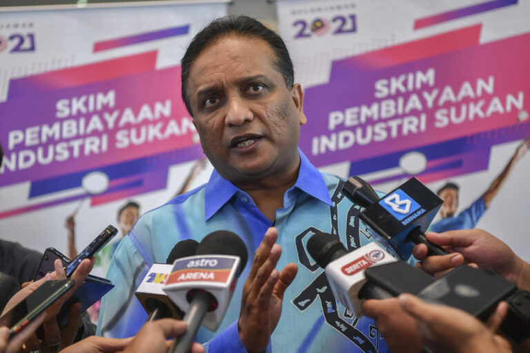 Minister urges EC to clarify on development of Undi18 implementation