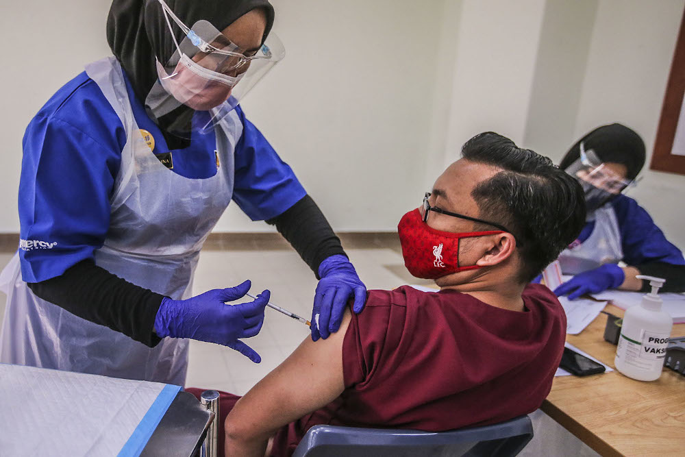 Communications Ministry wants media to be given priority in phase two of Covid-19 vaccination