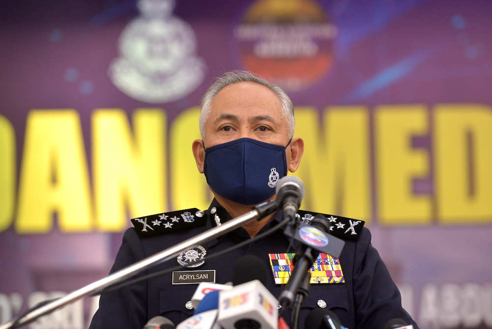 Home Ministry to summon Malaysiakini, China Press over reports on DIGP’s rape threat remark