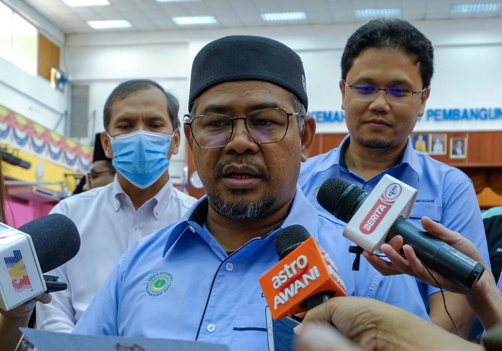 Plantation industries minister: Malaysia not affected by Belgium’s palm oil ban