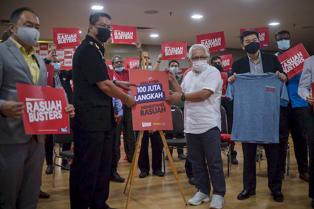 Rasuah Busters campaign wants Malaysians to walk 100 million steps to combat corruption