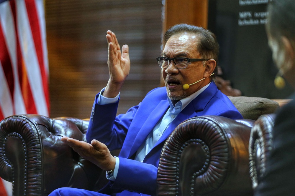 Anwar: So what if leaked conversation with Zahid were real?