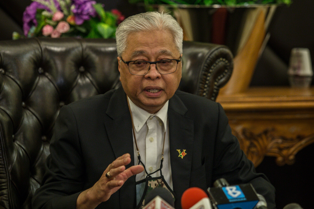 Ismail Sabri: Govt mulls amending Armed Forces Act for mandatory full service to ensure pension