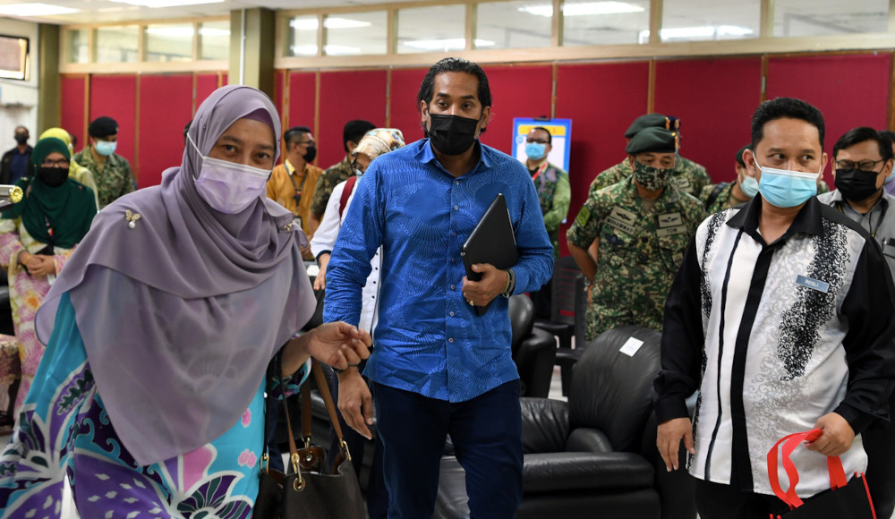 Khairy: Mosti, MOH to decide on policy for vaccine procurement by private hospitals