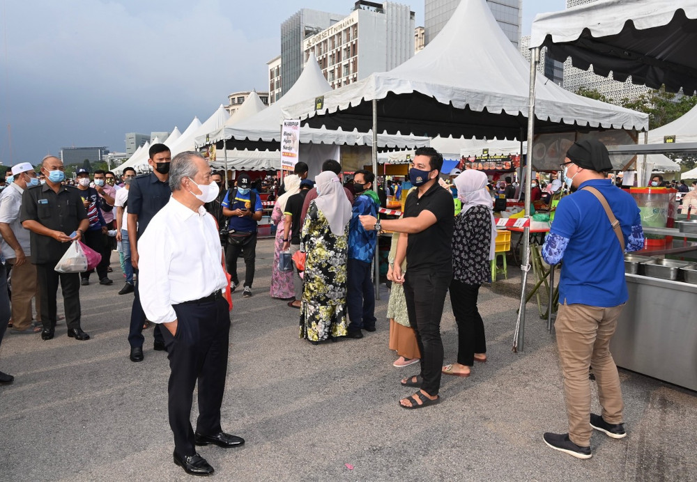 PM Muhyiddin reminds Ramadan bazaar visitors to adhere to Covid-19 SOPs