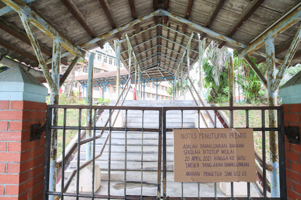 Ismail Sabri: School closure from Covid-19 Education Ministry’s decision, not state govt