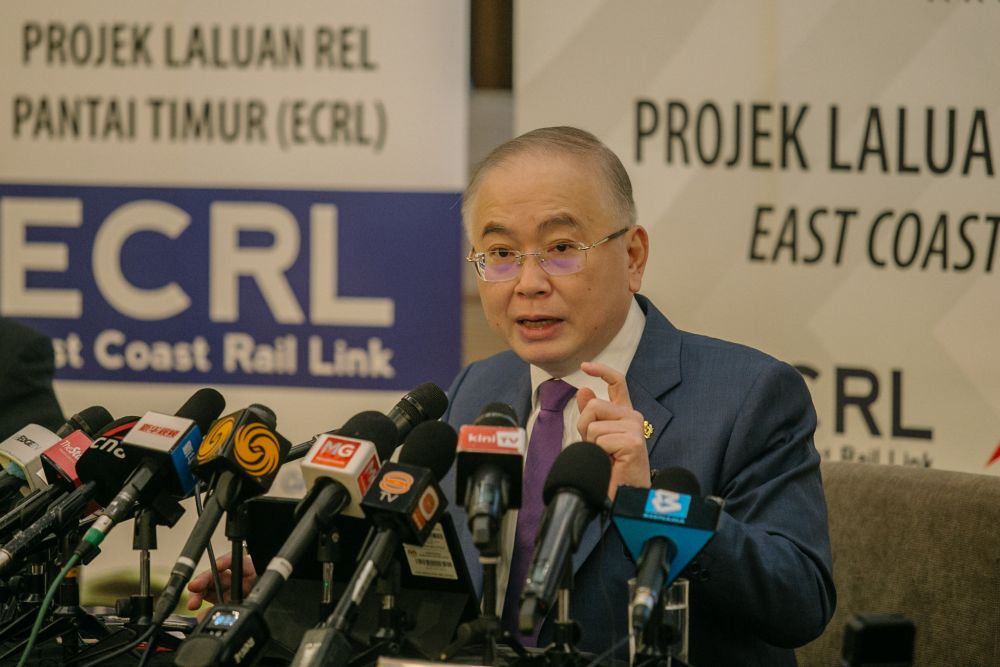 Transport minister: Govt considering plans to regulate p-hailing services