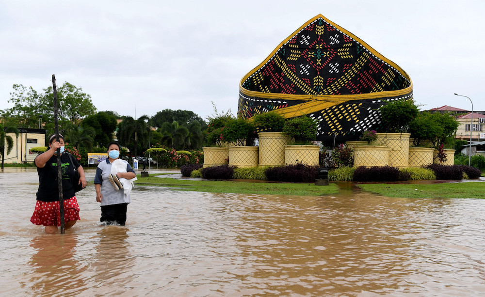 Number of flood evacuees rise in Sabah, Sarawak, according to SDMC