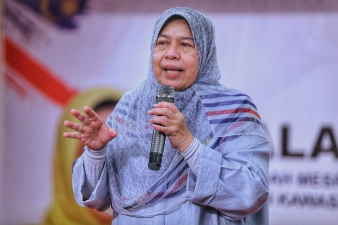 Zuraida says will highlight child's bid for Malaysian citizenship after Federal Court dismisses appeal