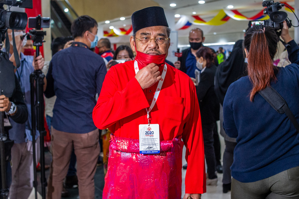 Umno will not push for snap polls if Covid situation not good, says Tajuddin